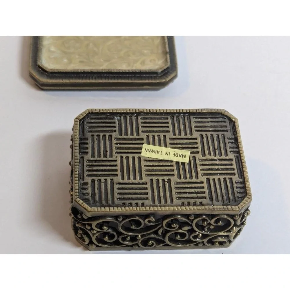 Small Jeweled Trinket‎ Box